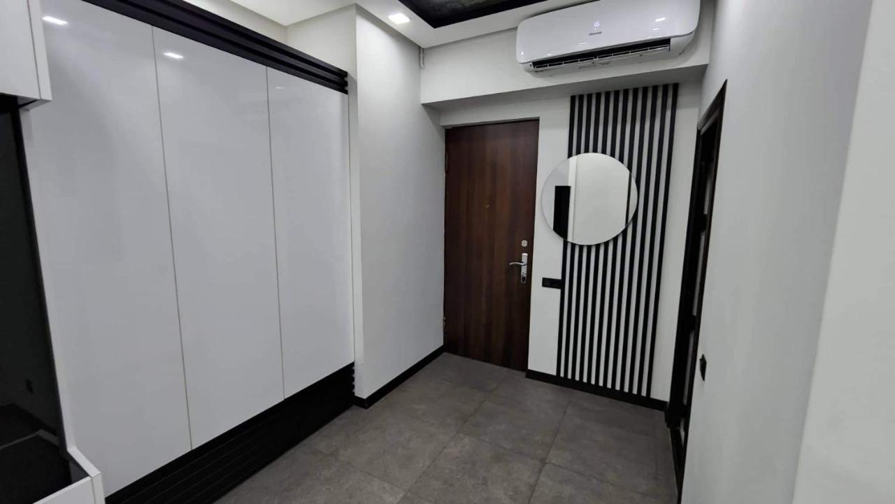 Luxuary 2Bedroom 2 Bathroom Apartment With Jacuzzi Erevan Esterno foto